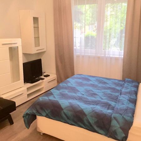Miracle Apartman Sarvar Exterior photo