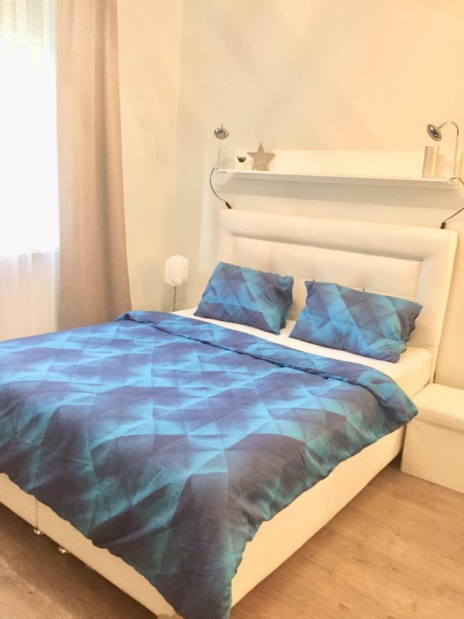 Miracle Apartman Sarvar Exterior photo